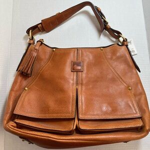 NWT Dooney & Bourke Dillen Double Pocket Hobo Bag